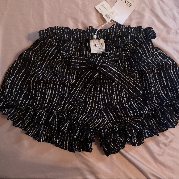 Black and White Ruffle Shorts,All Products : American Fashion Style Bags On Sale